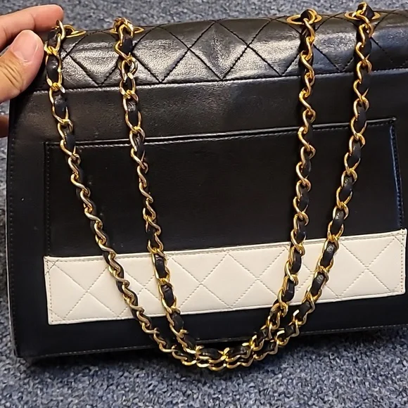 Vintage Chanel Bag - Picture 8 of 12